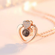Load image into Gallery viewer, Heart Necklace